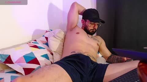 Independiente Model online show from 07.28.26