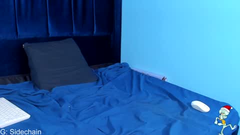 Snapshot of axel_cifer chatting on 12.18.24 Axel cifer online show from 12.18.24