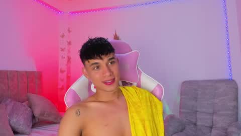 Snapshot of axel_cody_ chatting on 05.05.26 AXEL online show from 05.05.26