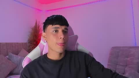 Snapshot of axel_cody_ chatting on 06.17.26 AXEL online show from 06.17.26