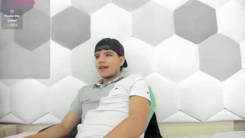 Axel Forte online show from 10.18.25