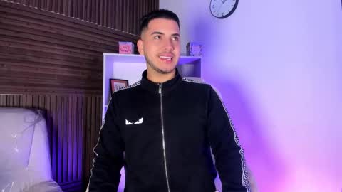 Snapshot of axel_grey_ chatting on 11.26.25 axel_grey_ online show from 11.26.25