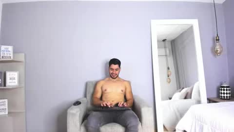 Axel online show from 01.16.26