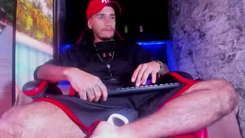 Axell Cross2 online show from 03.26.26