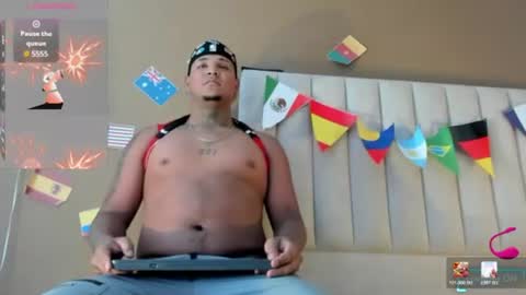 Snapshot of axell_king07 chatting on 06.25.26 Axell online show from 06.25.26