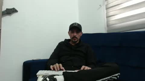 Snapshot of axell_rosee chatting on 02.16.26 Axel Rose online show from 02.16.26