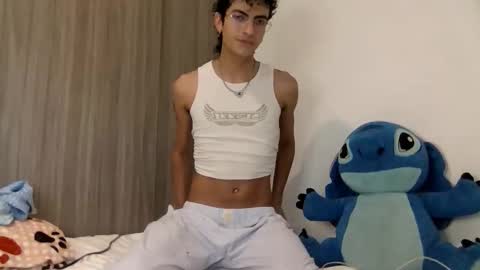 Axel  online show from 02.14.26