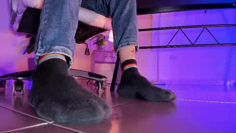 Snapshot of axellcollins chatting on 09.21.25 im your little femboy ALEX online show from 09.21.25