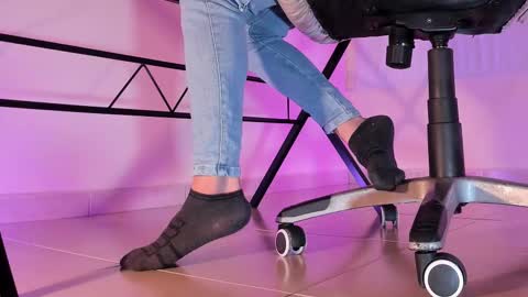 Snapshot of axellcollins chatting on 09.24.25 im your little femboy ALEX online show from 09.24.25