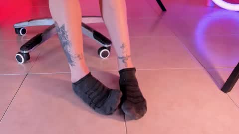 Snapshot of axellcollins chatting on 10.22.25 im your little femboy ALEX online show from 10.22.25