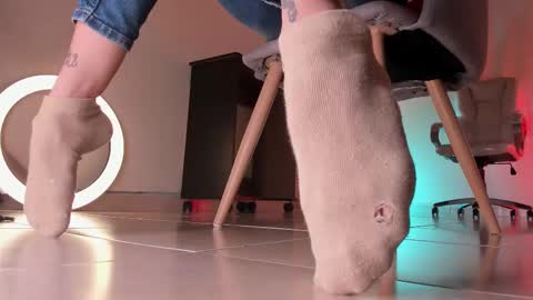 Snapshot of axellcollins chatting on 11.17.25 im your little femboy ALEX online show from 11.17.25