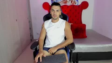 Snapshot of axelwinters_ chatting on 05.19.26 Axel online show from 05.19.26