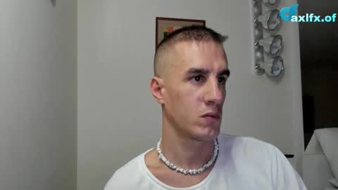 Snapshot of axl_fx chatting on 10.23.25 Axl online show from 10.23.25