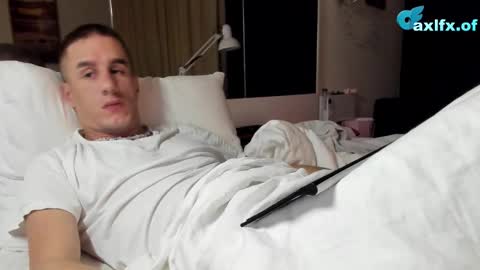 Snapshot of axl_fx chatting on 10.27.25 Axl online show from 10.27.25