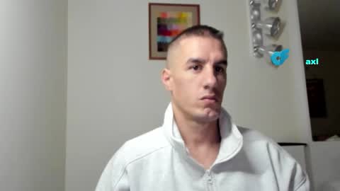 Snapshot of axl_fx chatting on 11.11.25 Axl online show from 11.11.25