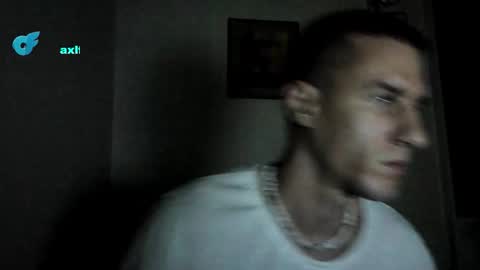 Snapshot of axl_fx chatting on 11.24.25 Axl online show from 11.24.25