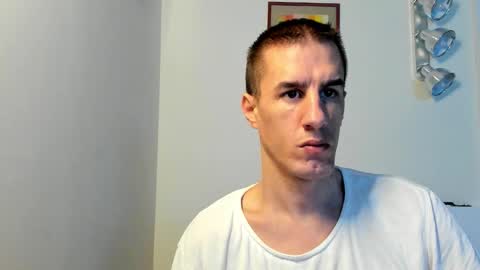 Snapshot of axl_fx chatting on 12.02.25 Axl online show from 12.02.25