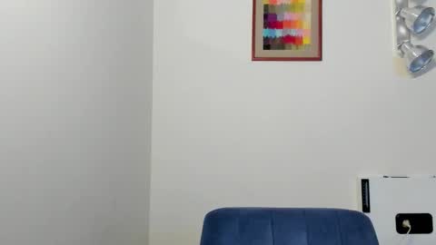 Snapshot of axl_fx chatting on 12.14.25 Axl online show from 12.14.25