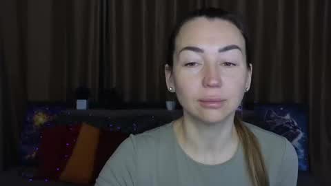 Jully online show from 02.25.25