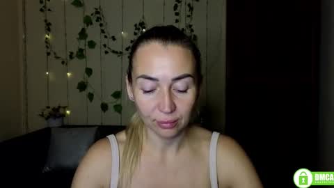 Jully online show from 10.20.25