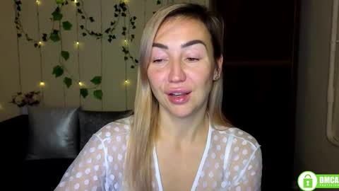 Jully online show from 12.04.25