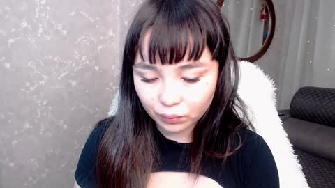 Aya Moon online show from 01.04.25
