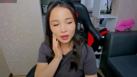 Aya Moon online show from 09.23.25