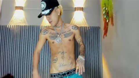 Snapshot of ayala_tattoo chatting on 12.13.25 Ayala online show from 12.13.25