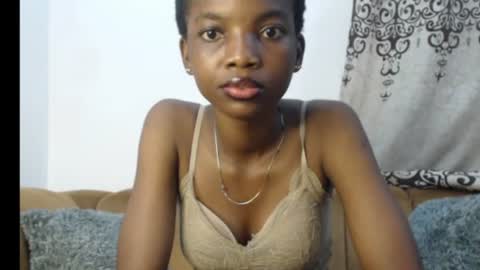 Snapshot of ayantundemaria chatting on 08.06.26 Sexy nelly online show from 08.06.26