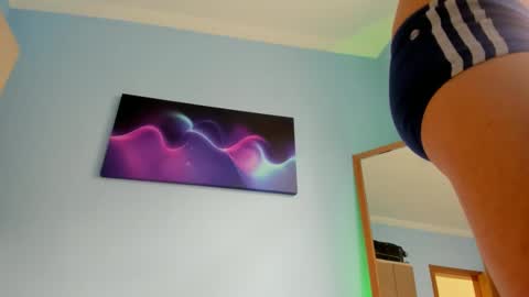 Snapshot of ayjeeem chatting on 10.03.25 Andr online show from 10.03.25