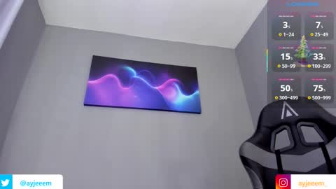 Snapshot of ayjeeem chatting on 11.22.25 Andr online show from 11.22.25