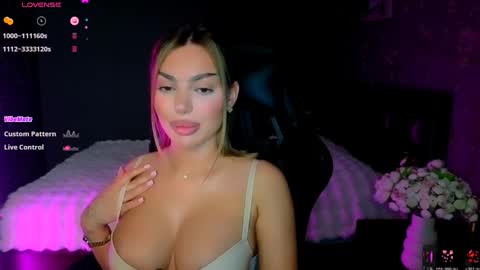  Ayla Demir  online show from 03.10.26