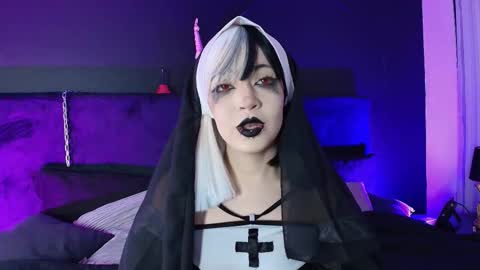 Aylen online show from 11.15.25