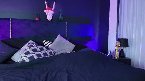 Aylen online show from 11.25.25