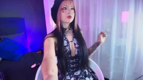 Snapshot of aylen_darkmoor chatting on 05.12.26 Aylen online show from 05.12.26