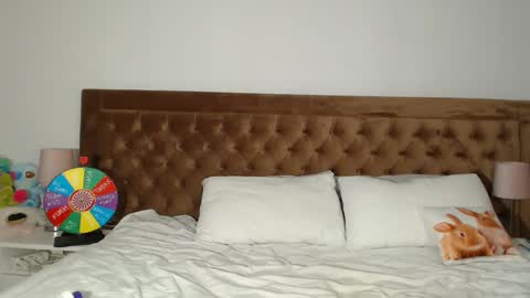 Aylin online show from 01.06.25