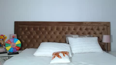 Aylin online show from 03.11.25