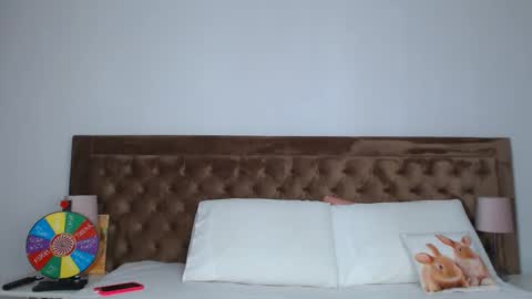 Aylin online show from 09.17.25