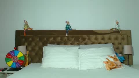 Aylin online show from 11.17.25