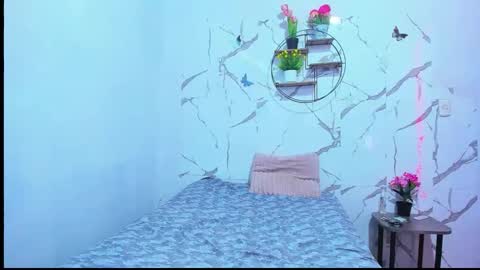 Aymy online show from 12.23.25