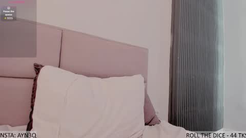 AYNEK        fansly  online show from 02.01.26