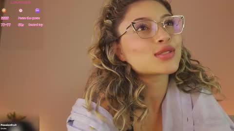 Ayra L online show from 02.18.25