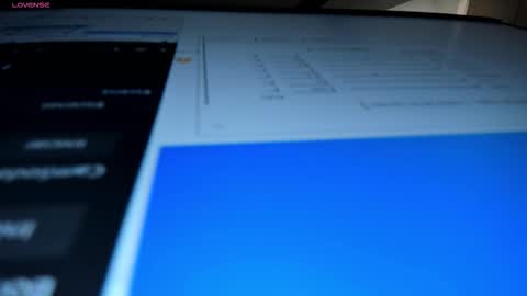 Snapshot of ayshelbrown chatting on 11.22.25 Ayshel online show from 11.22.25