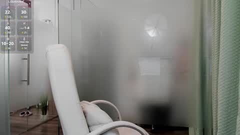 Ayumi online show from 11.22.25