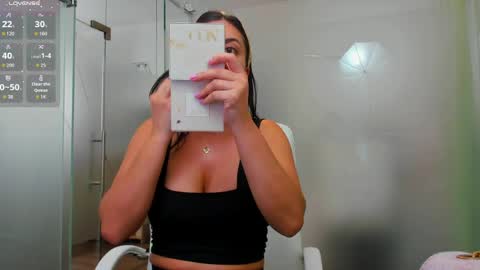 Ayumi online show from 04.04.26