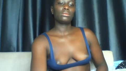 Snapshot of azaelia_iris chatting on 06.05.26 azaelia_iris online show from 06.05.26