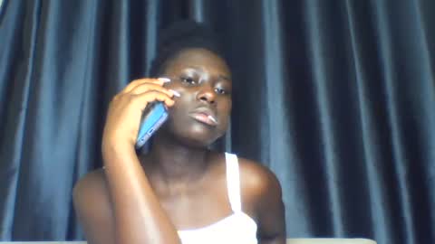 Snapshot of azaelia_iris chatting on 08.01.26 azaelia_iris online show from 08.01.26