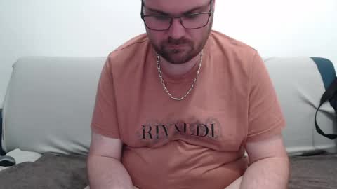 Snapshot of azer912 chatting on 05.24.26 Azer online show from 05.24.26