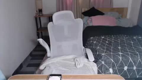 Lina online show from 11.09.25