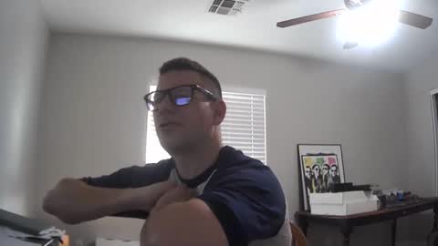 Snapshot of azsurfer39 chatting on 02.11.25 azsurfer39 online show from 02.11.25